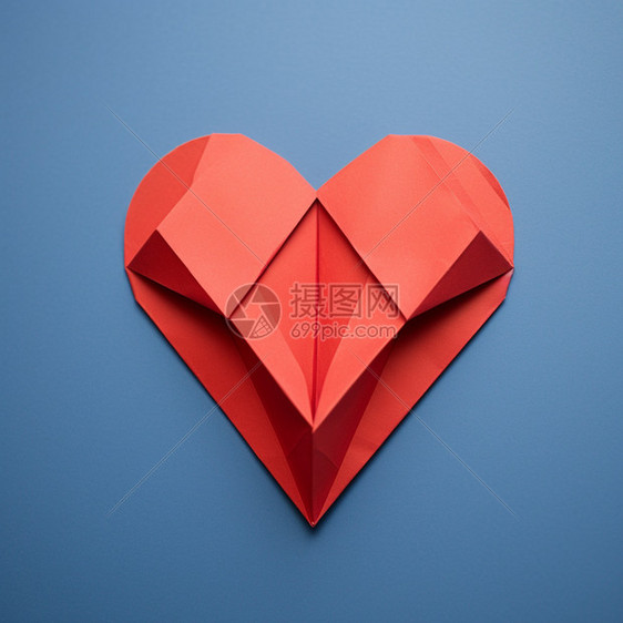 浪漫的爱心红色折纸图片
