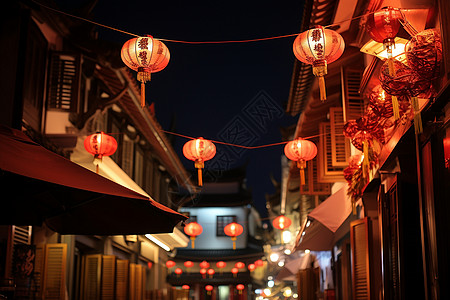 夜晚中国城的街道上挂满灯笼图片