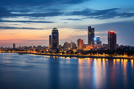 壮观繁华的沿海城市建筑景观图片