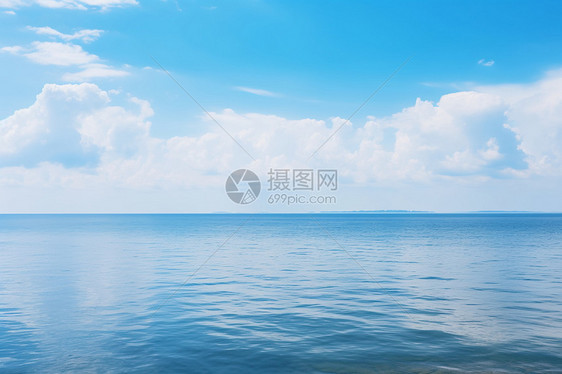 蔚蓝海水的海洋图片