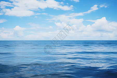 夏季蔚蓝的海洋景观图片