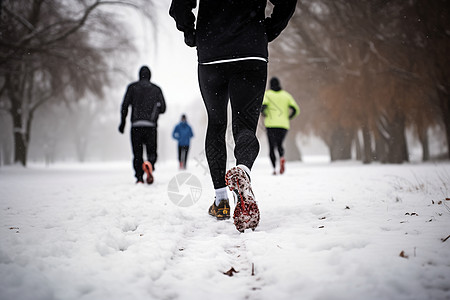 冬日跑步的人们图片