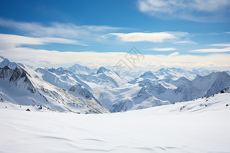 冬季风景美丽的雪山背景