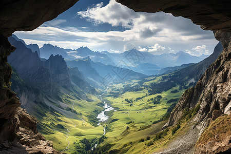 户外拓展绿色高山碧空白云背景