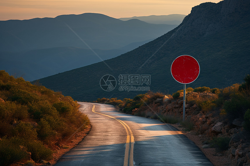 风景如画的山脉道路图片