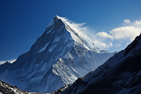 高原的珠穆朗玛峰背景图片