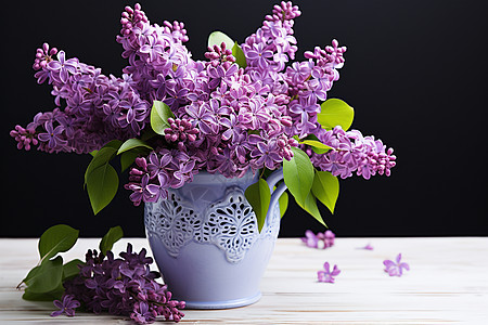 深紫色花束图片