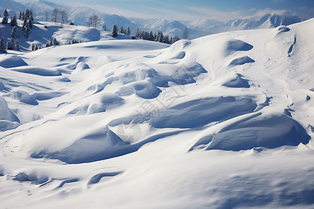 山脉上的冰雪图片