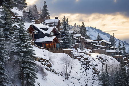 白雪覆盖的山中建筑图片