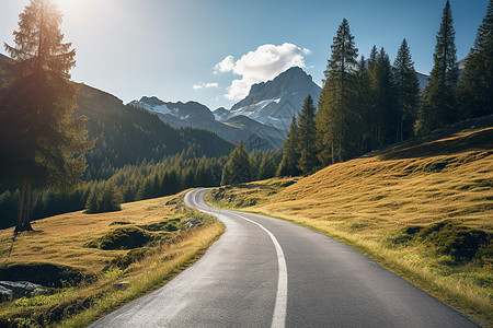 山谷中蜿蜒的山路图片