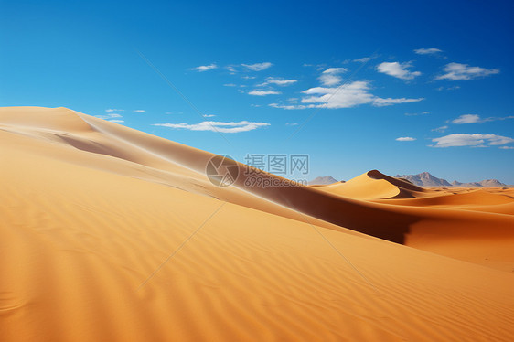 沙漠万里蓝天白云图片