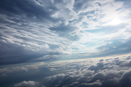 天空中壮观的云层图片