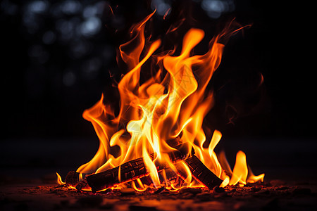 夜幕中燃烧的火焰图片