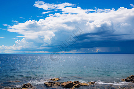 海岸线上的美丽风景图片