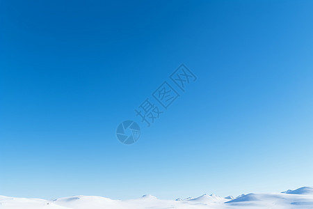 冬季壮观的雪山图片