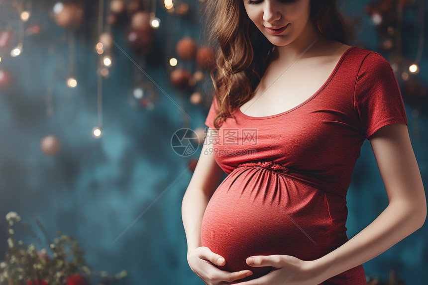 孕妇穿着红色裙子图片