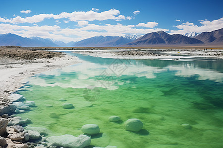 风景优美的青海湖景观图片