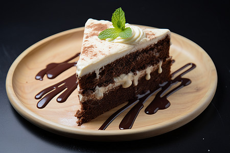 精致的巧克力奶油蛋糕背景图片