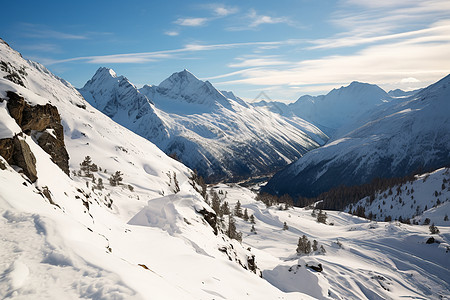 冰雪皑皑的高山图片