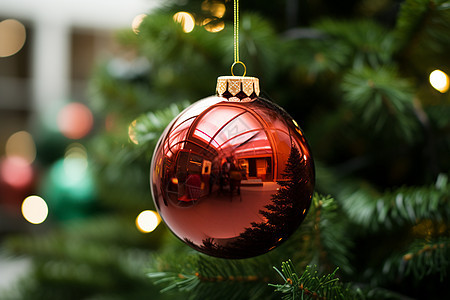 圣诞树的装饰球背景图片