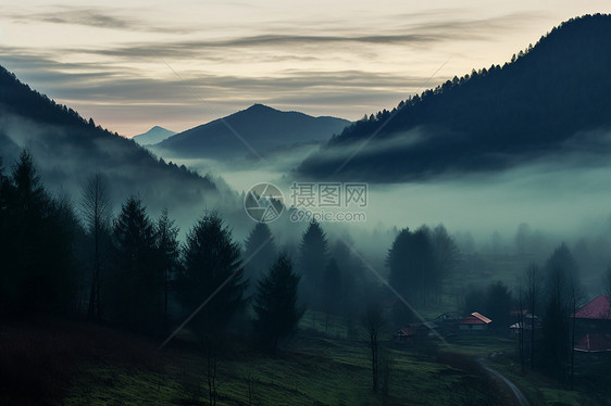 神秘雾中的山巅村落图片