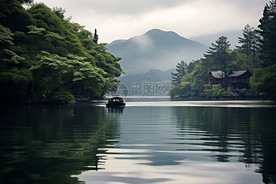 湖上自然风景图片