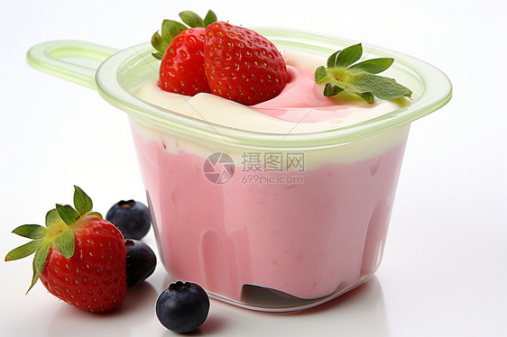 美味健康的水果酸奶图片
