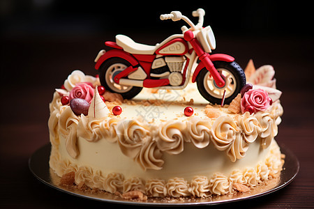 蛋糕上放着一辆摩托车图片