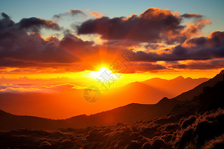 日出山顶的美景图片
