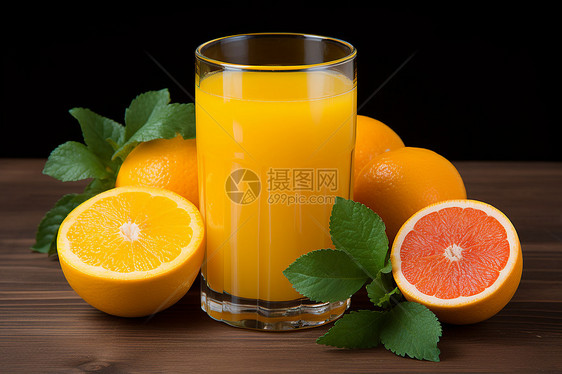 橙汁与橙子的搭配图片