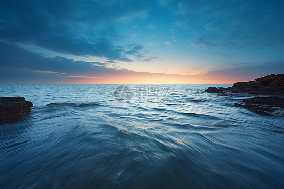 海上的波浪图片