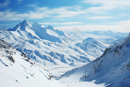 冰雪皑皑的山脉背景图片