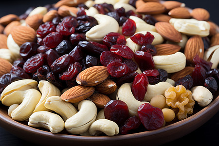 健康营养的坚果和葡萄干图片