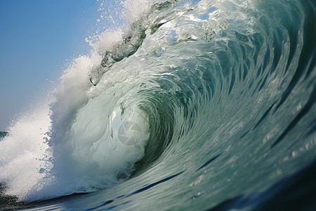 海面上翻涌的海浪图片
