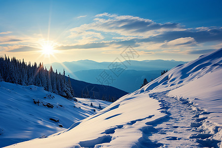 冰雪皑皑的山峰景观背景图片