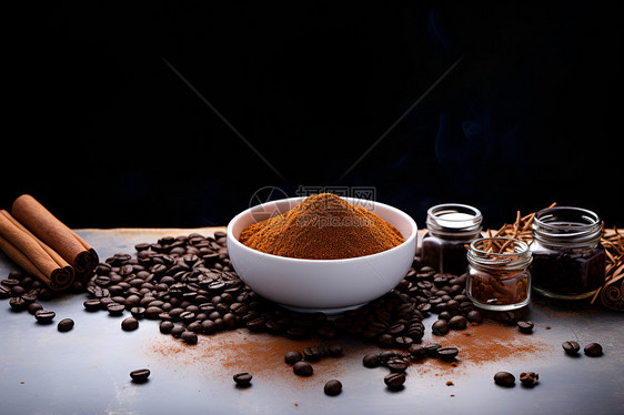 研磨的咖啡粉末图片