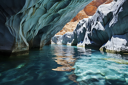 著名的大理石岩洞景观图片