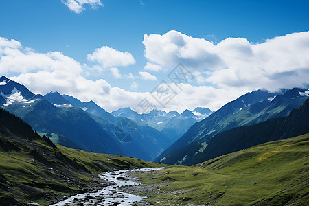 山川云海中的宁谧景观背景图片