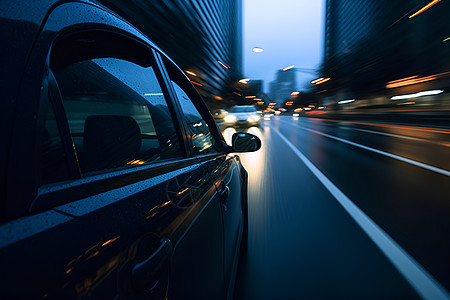 夜晚道路上行驶的车辆背景