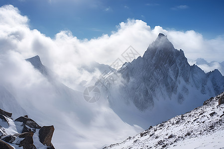 雪地山峰美景背景图片