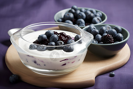 美味的早餐蓝莓酸奶图片