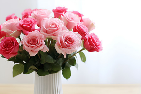 室内浪漫的玫瑰花束图片