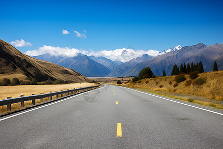 山脉和公路图片