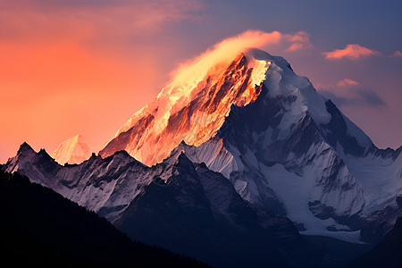 雪山晨光背景图片