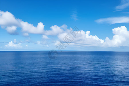 平和的海面图片