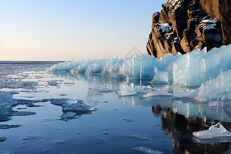 冰川湖湖水里漂浮的冰块背景