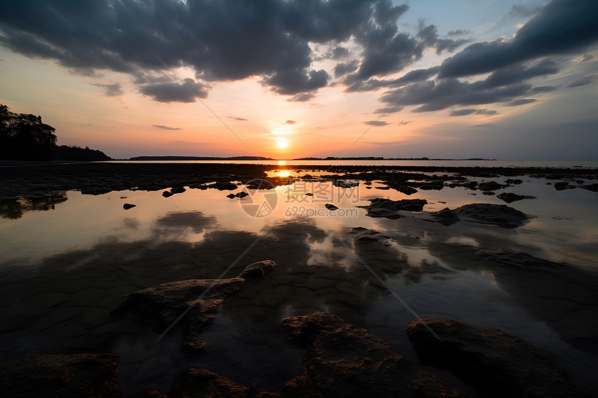 日落时的海边风景图片