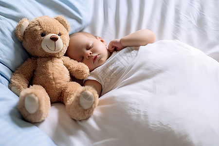 玩偶旁睡觉的宝宝图片