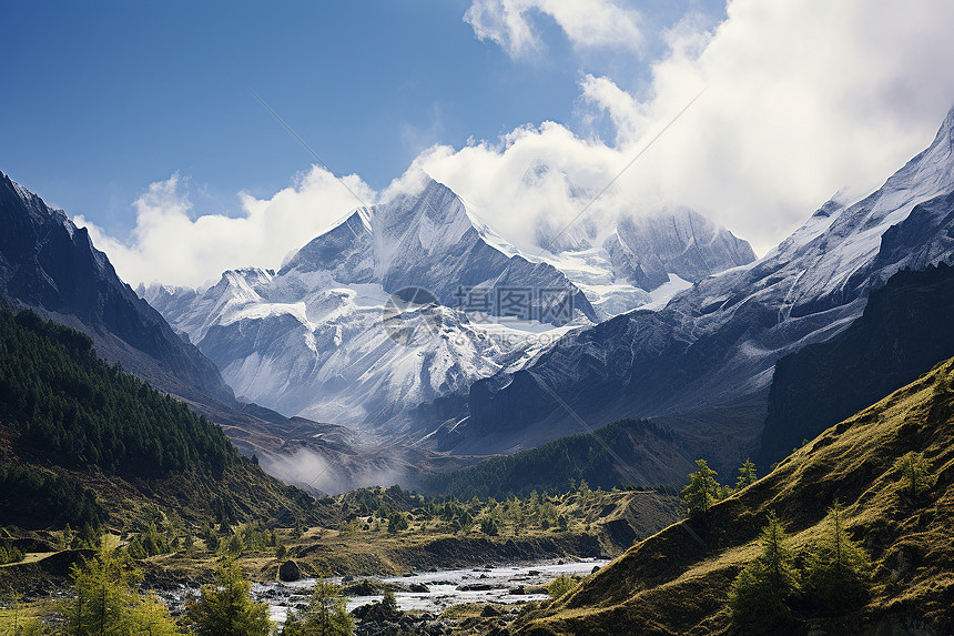 雪山上的壮丽景色图片