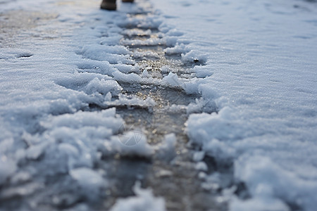 冰雪覆盖的道路高清图片